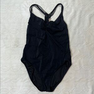 Victoria’s Secret one piece bathing suit‎